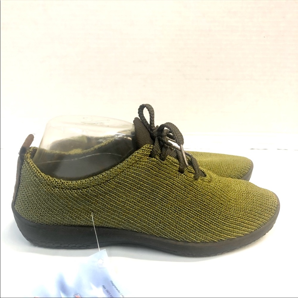 Arcopedico Women's LS Oxford - Olive Green Stretch Mesh - Size 38 (7.5 or 8)
